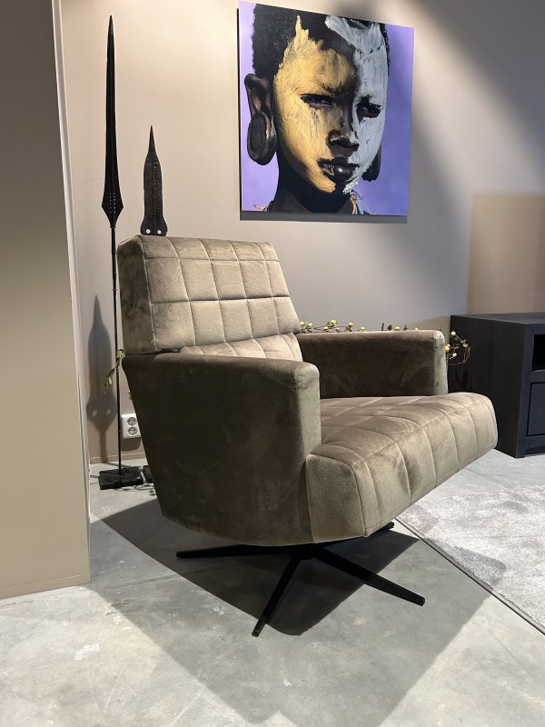 Nico Fauteuil Low in Stof Velvet Taupe | Passe Partout - Afbeelding 3